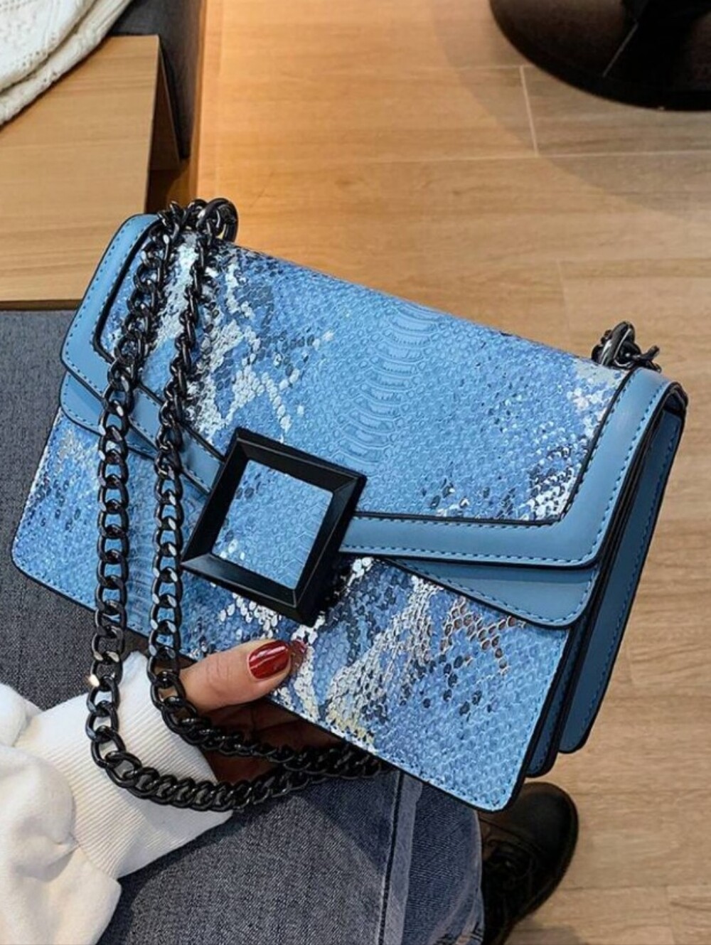Faux Snake-Print Chain FlapCrossbody Bag (Blue 🩵)
